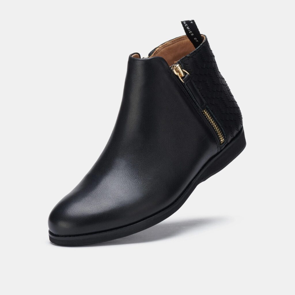 ROLLIE Side Zip All Black/Geo Boot - The Podiatry Place @ Henley